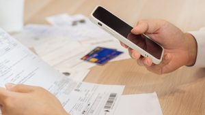 Read more about the article Do you manage your finances online?